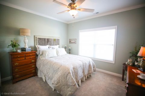 Huntington Custom Legacy Floorplan